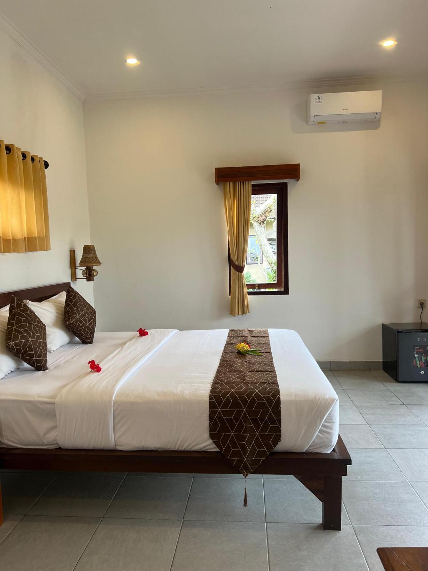 Giri Carik Hotel Sidemen  Buitenkant foto
